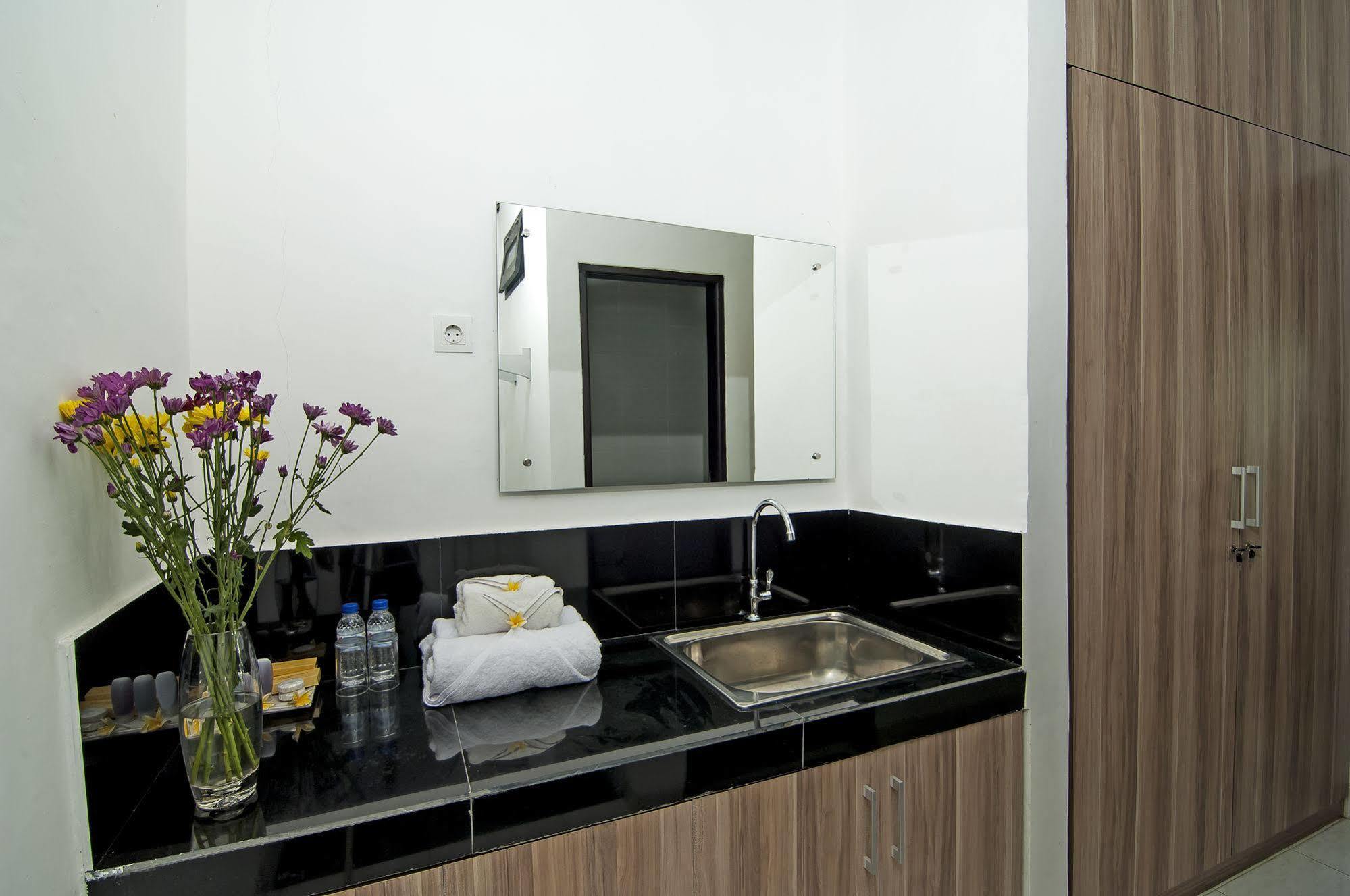 Bahana Guest House Kuta Lombok Extérieur photo